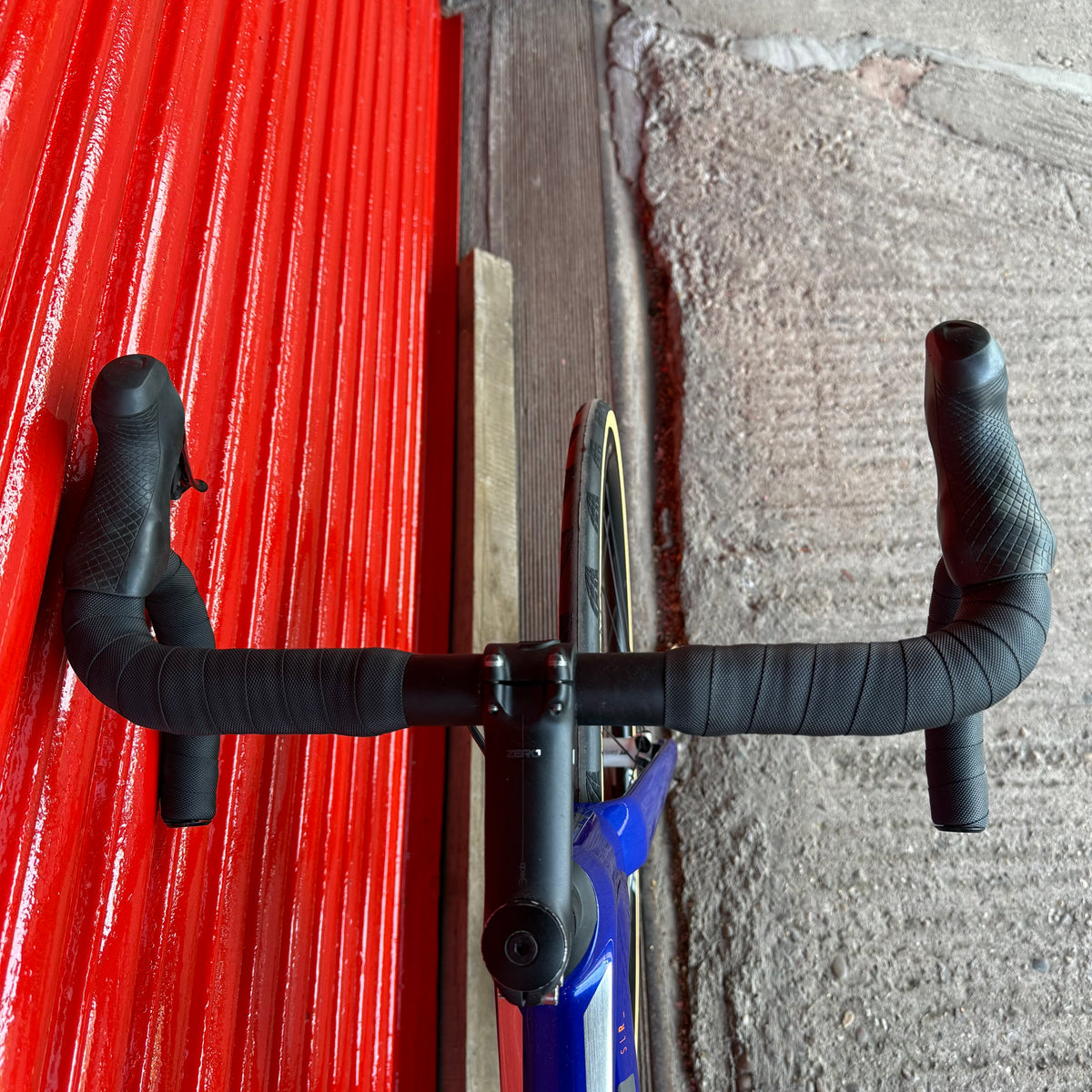 BMC Teammachine SLR Dura Ace Di2 Carbon Disc Road Bike - 54cm