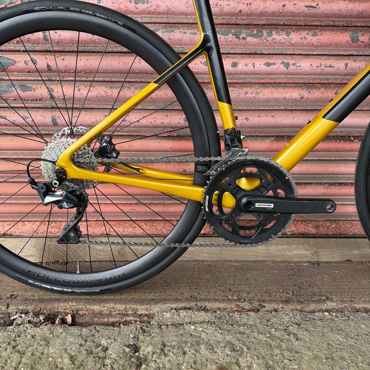Cannondale SuperSix Evo GoldFinger Ultegra Carbon Disc Road Bike - 51cm