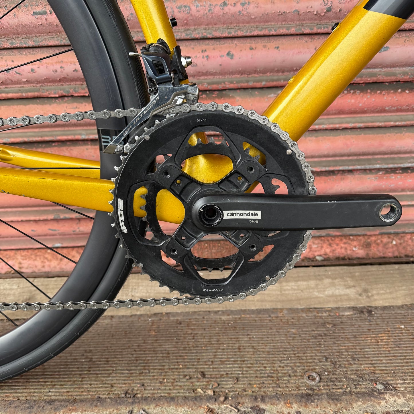 Cannondale SuperSix Evo GoldFinger Ultegra Carbon Disc Road Bike - 51cm