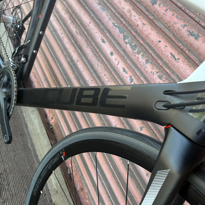 Cube Agree C:62 Shimano 105 Carbon Disc Road Bike - 58cm