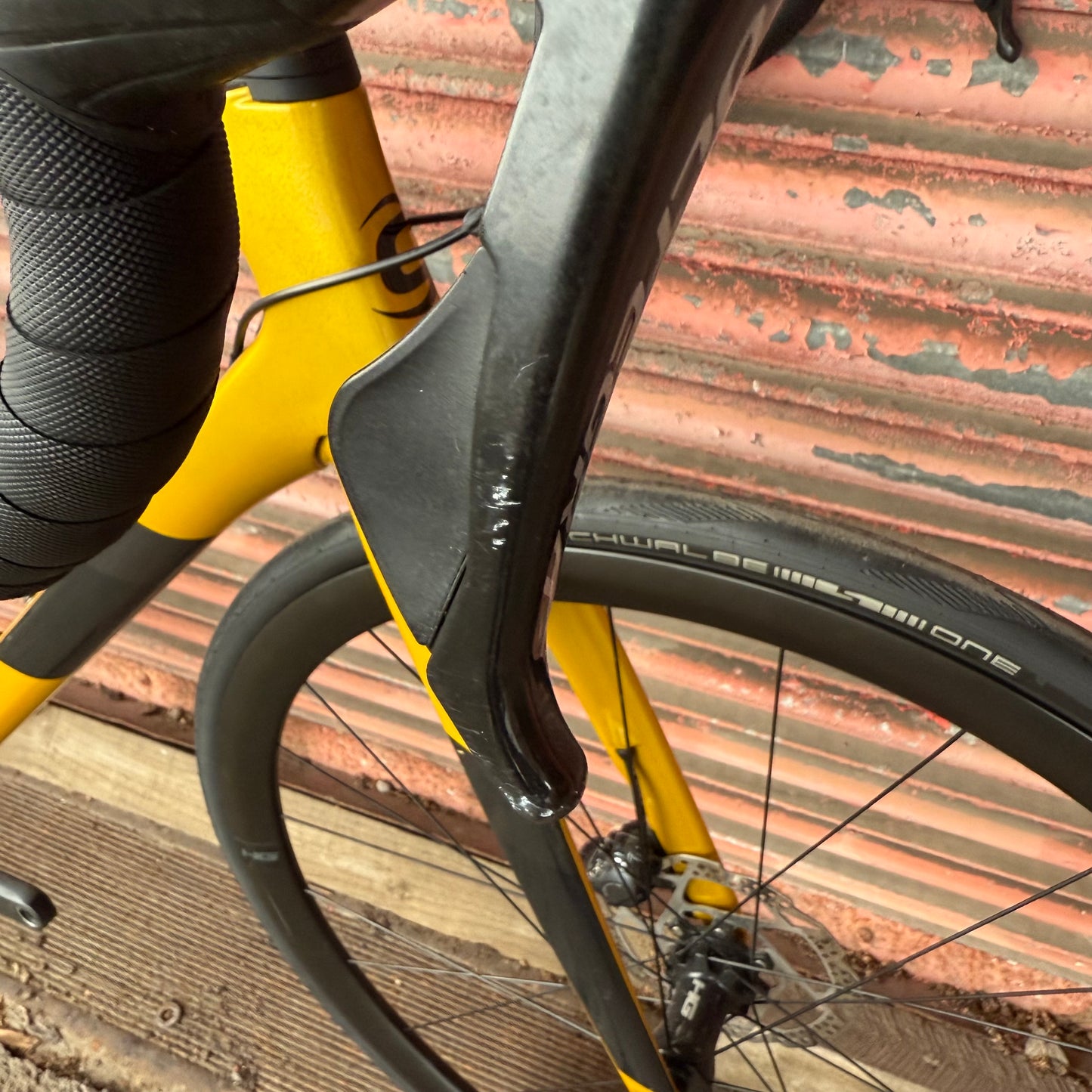 Cannondale SuperSix Evo GoldFinger Ultegra Carbon Disc Road Bike - 51cm