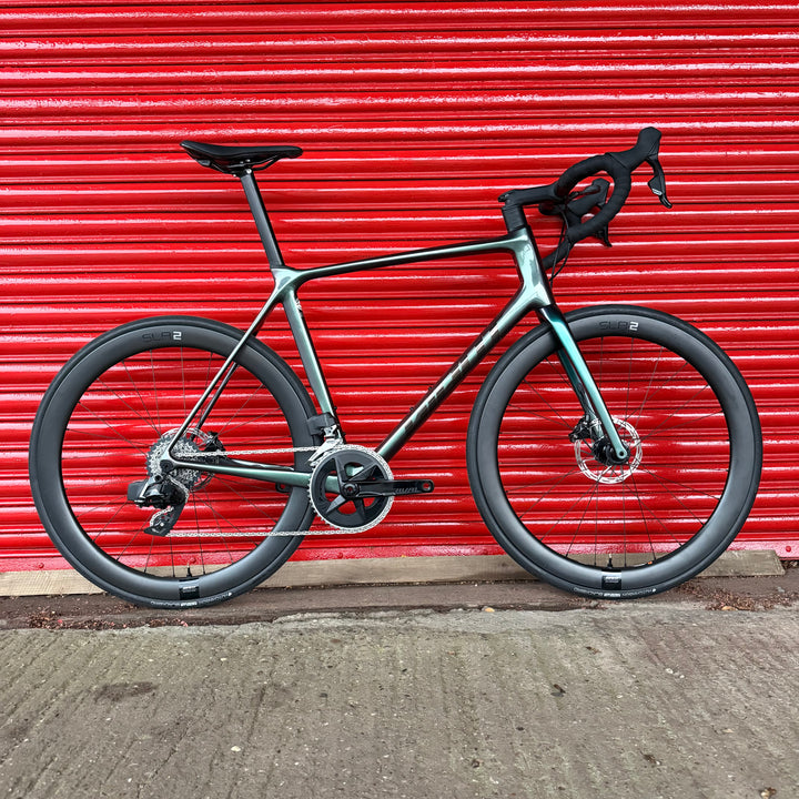 Giant TCR Advanced Pro SRAM Rival AXS Carbon Disc Road Bike - L 58cm