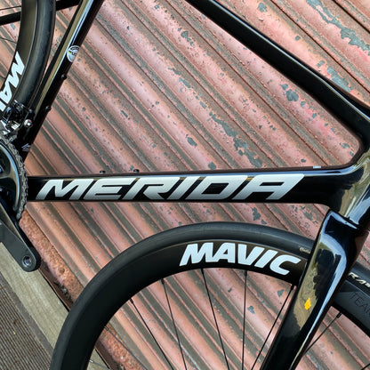 Merida Scultura Limited Shimano 105 Carbon Disc Road Bike - M 54cm