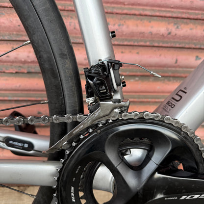 Trek Emonda SL5 Shimano 105 Carbon Disc Road Bike - 54cm