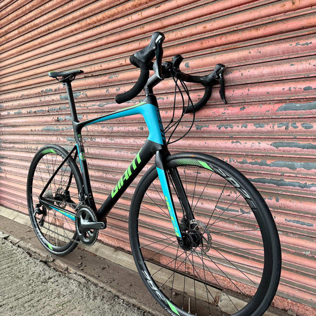 Giant Defy Advanced 3 Tiagra Carbon Endurance Road Bike XL