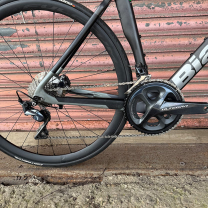 Bianchi Oltre XR3 CV Ultegra Carbon Aero Disc Road Bike - 50cm
