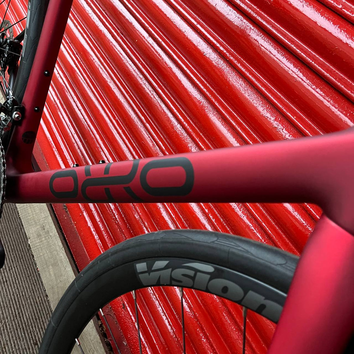 Orro Gold Evo 105 12 speed Disc Carbon Road Bike - 54cm
