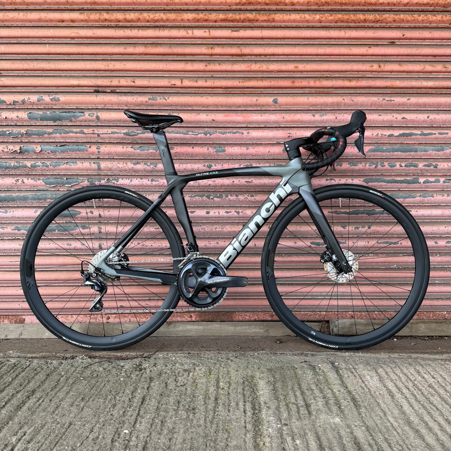 Bianchi Oltre XR3 CV Ultegra Carbon Aero Disc Road Bike - 50cm