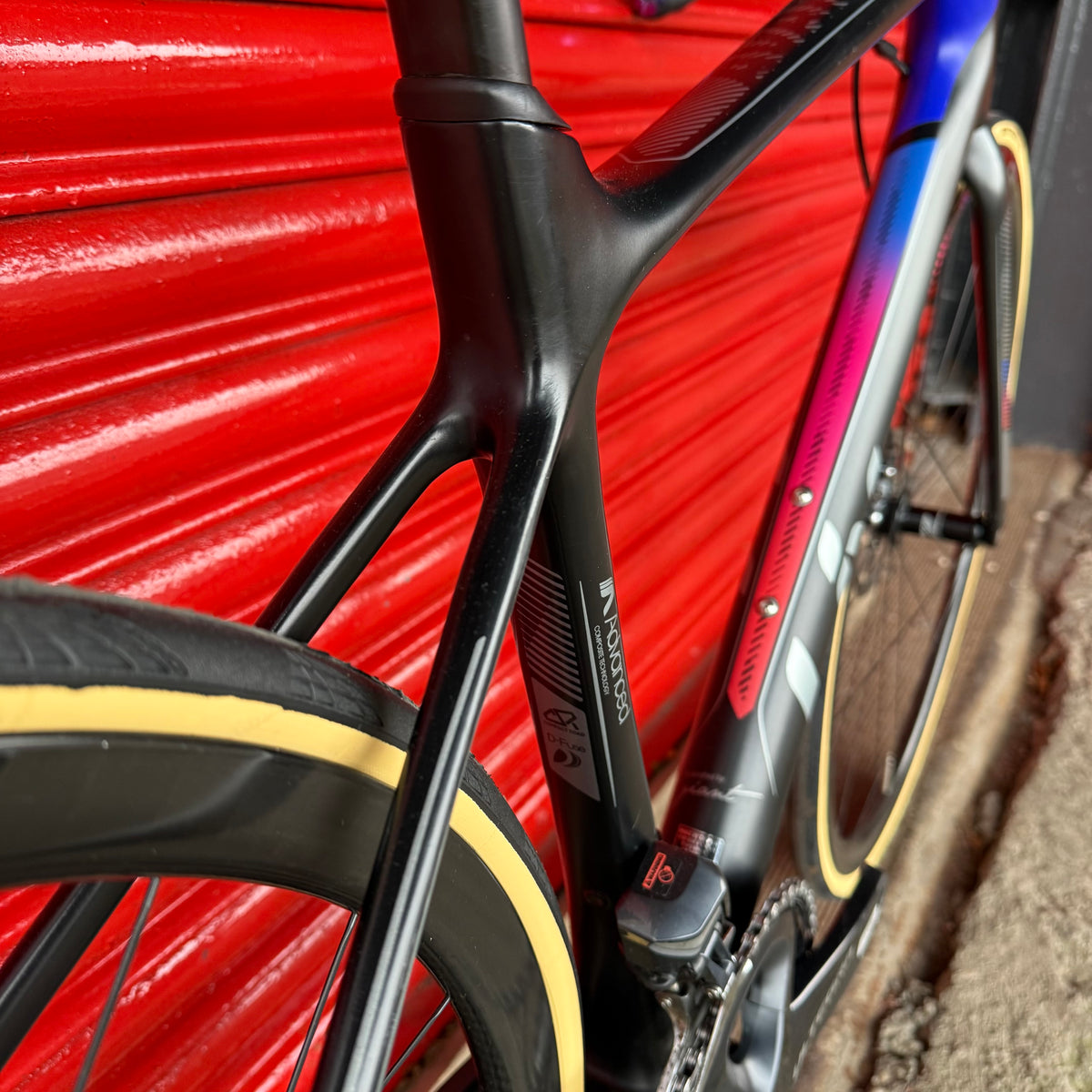 Liv Avail Advanced Pro Ultegra Di2 Carbon Disc Road Bike - S 52cm