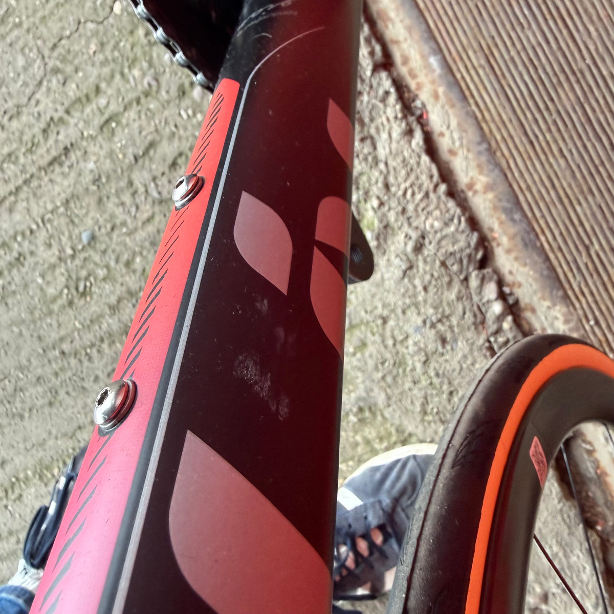Liv Avail Advanced Pro Ultegra Di2 Carbon Disc Road Bike - S 52cm