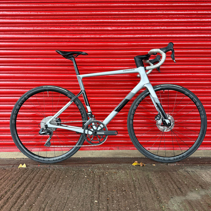 Cannondale SuperSix Evo Ultegra Di2 Carbon Disc Road Bike - 54cm