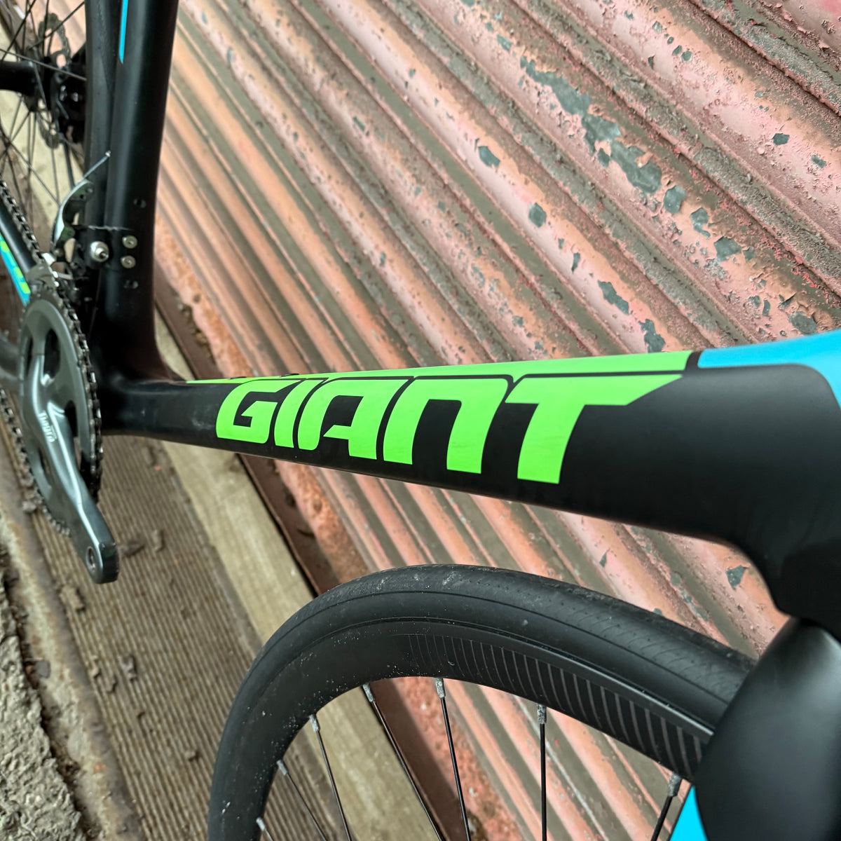 Giant Defy Advanced 3 Tiagra Carbon Endurance Road Bike XL