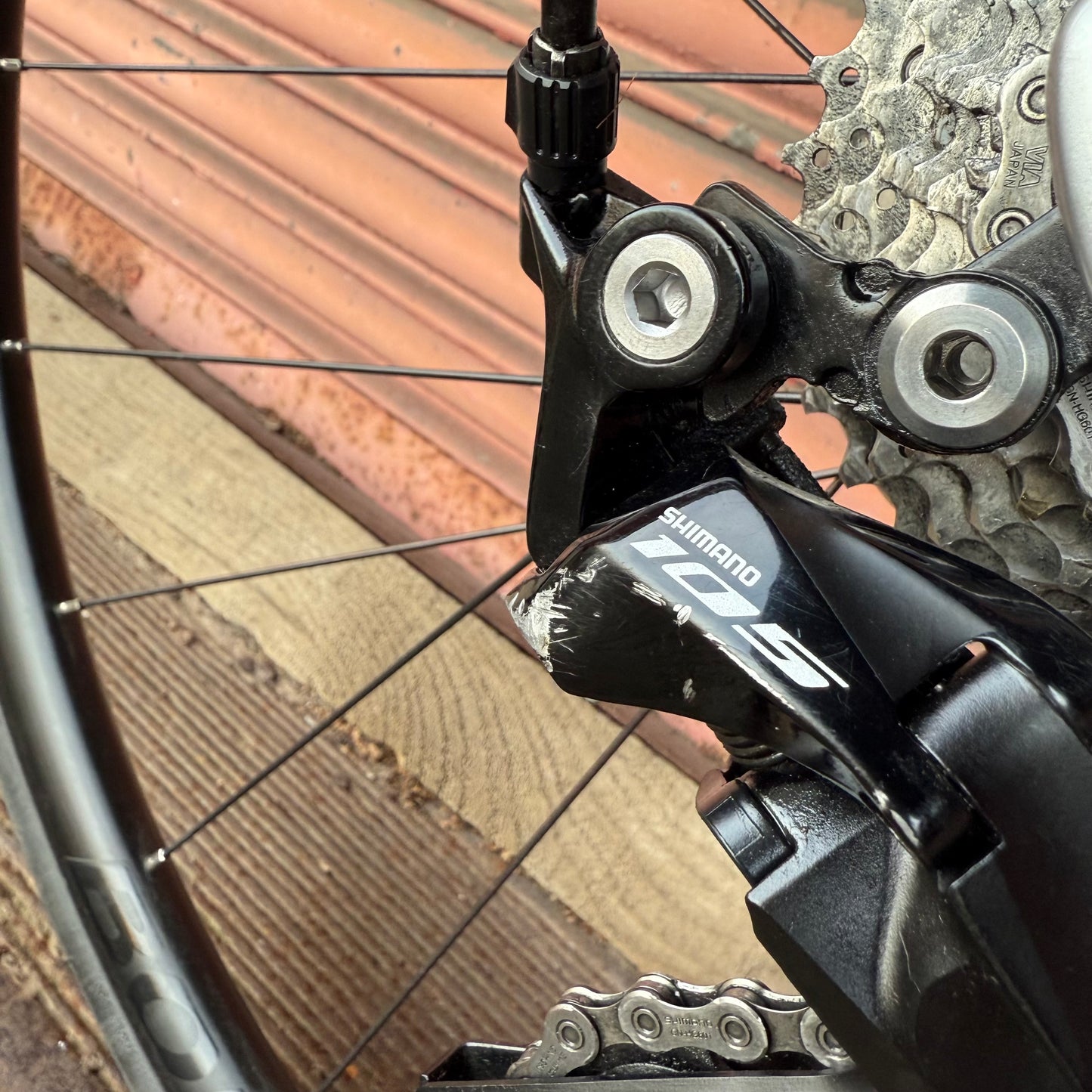 Trek Emonda SL5 Shimano 105 Carbon Disc Road Bike - 54cm