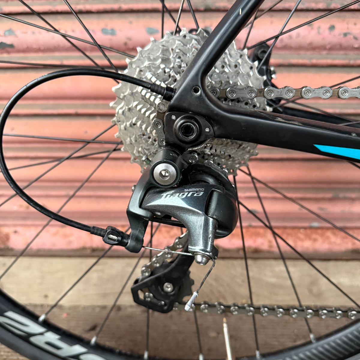 Giant Defy Advanced 3 Tiagra Carbon Endurance Road Bike XL