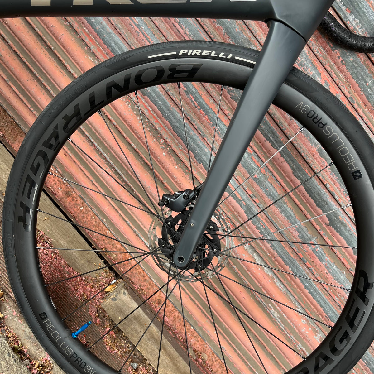 Trek Domane SL7 SRAM AXS Disc Carbon Endurance Road Bike - 54cm