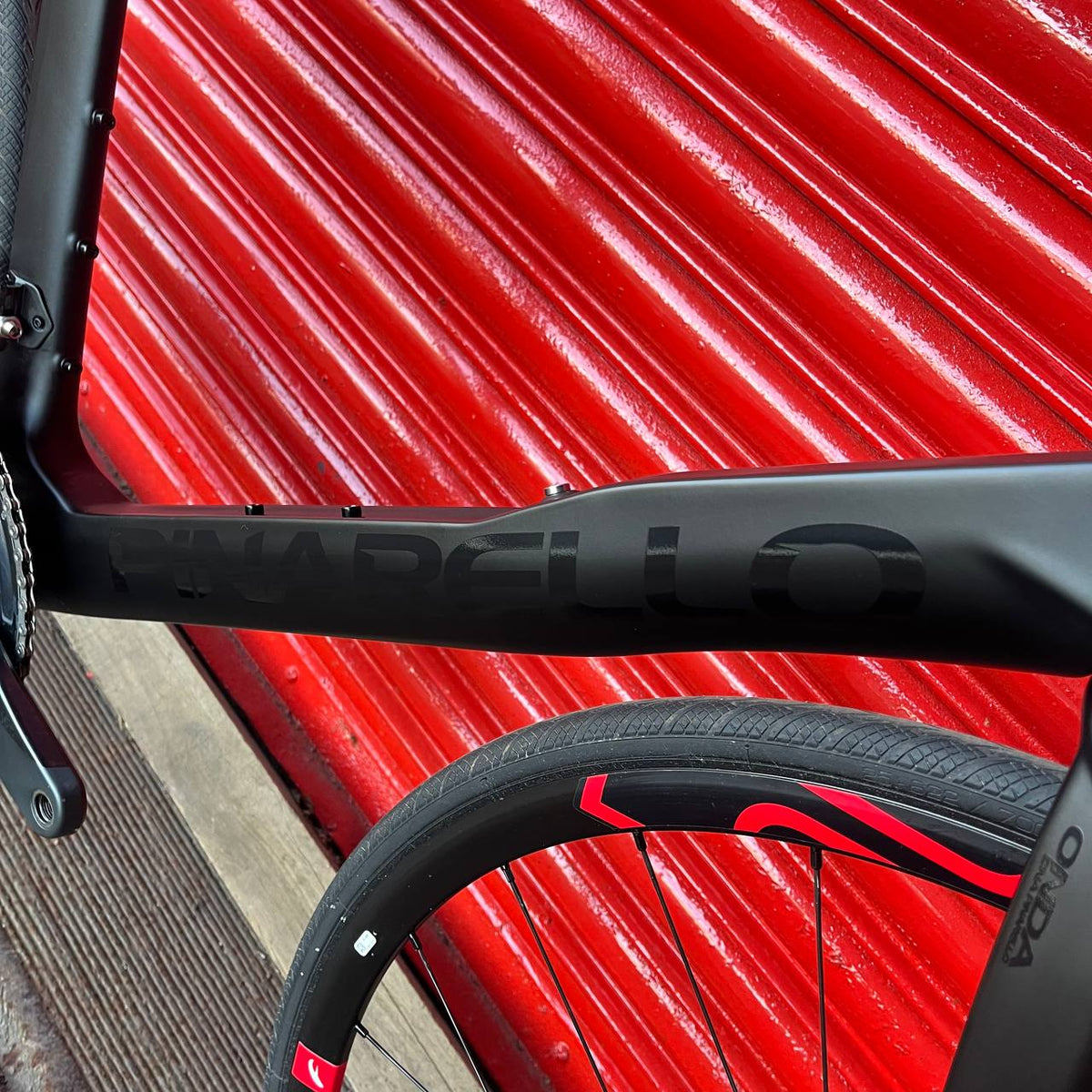 Pinarello Prince Ultegra Carbon Disc Road Bike - 60cm