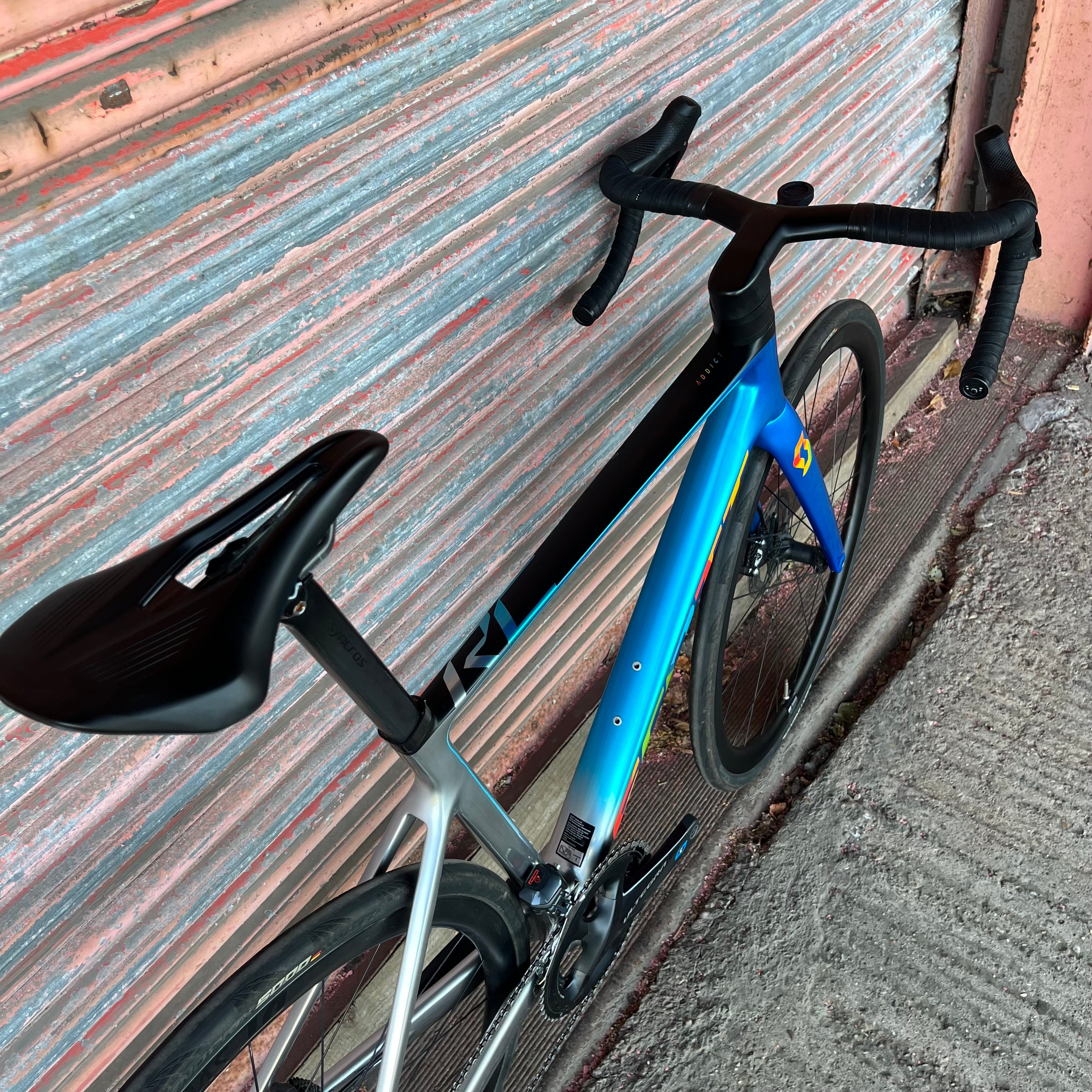 Scott Addict RC Ultimate Chaves Edition Ultegra Di2 Carbon Disc