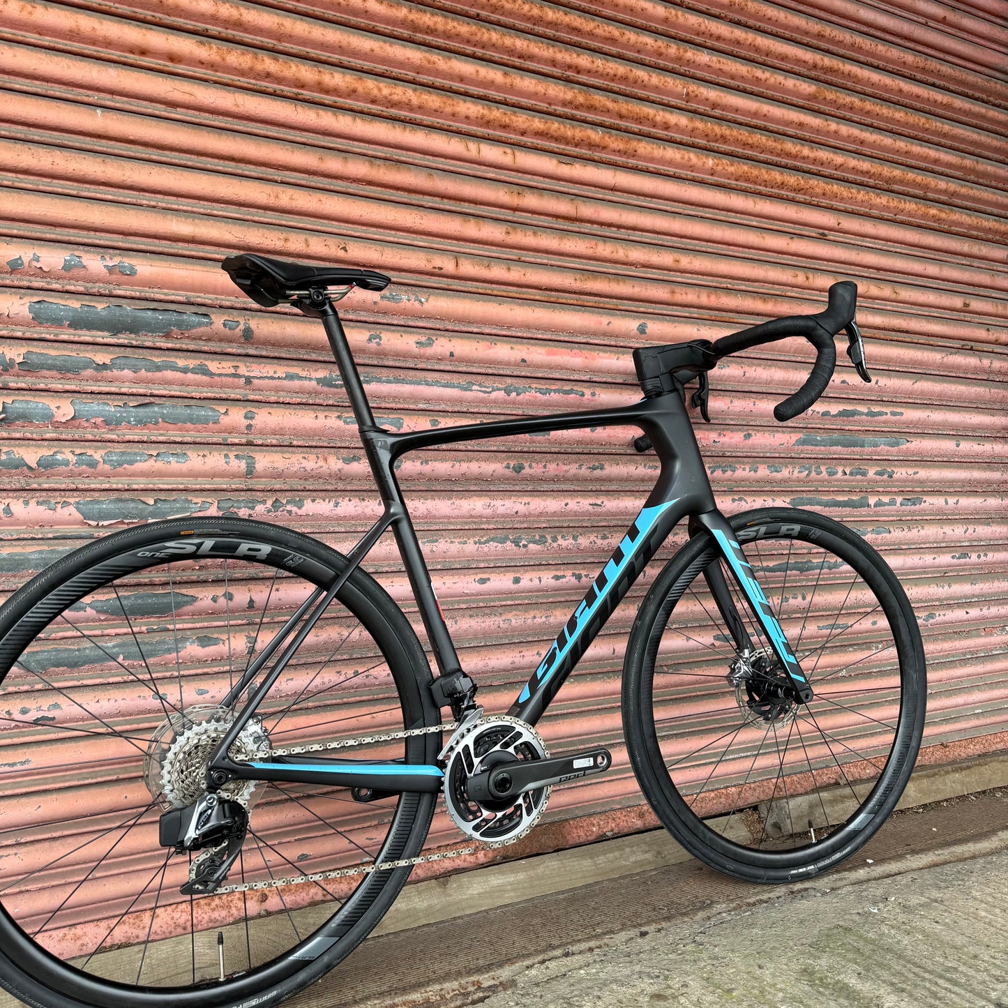 Giant Defy Advanced Pro 0 SRAM Red AXS 12 speed Carbon Endurance Road Bike - XL 60cm