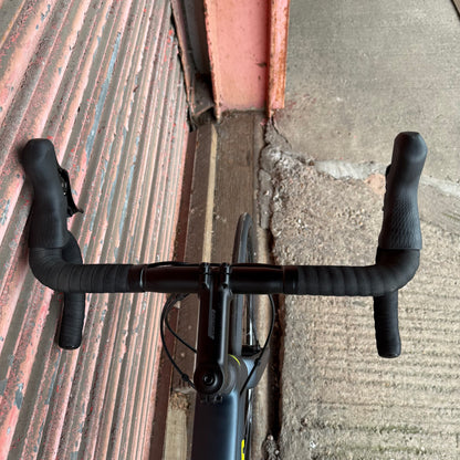 Specialized Tarmac SL6 Sport Shimano 105 Disc Carbon Road Bike - 58cm