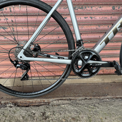 Trek Emonda SL5 Shimano 105 Carbon Disc Road Bike - 54cm