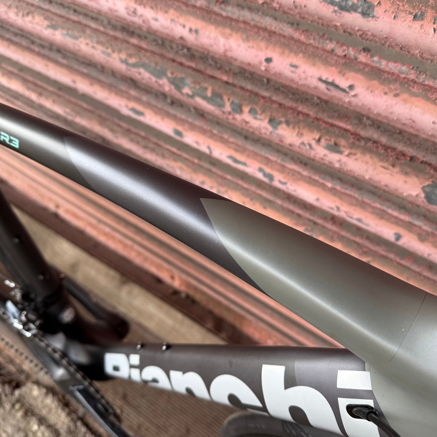 Bianchi Oltre XR3 CV Ultegra Carbon Aero Disc Road Bike - 50cm