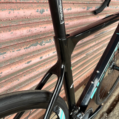 Bianchi Sprint Ultegra Carbon Disc Road Bike - 55cm