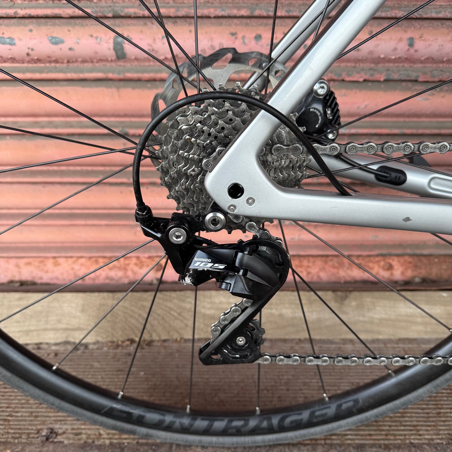 Trek Emonda SL5 Shimano 105 Carbon Disc Road Bike - 54cm