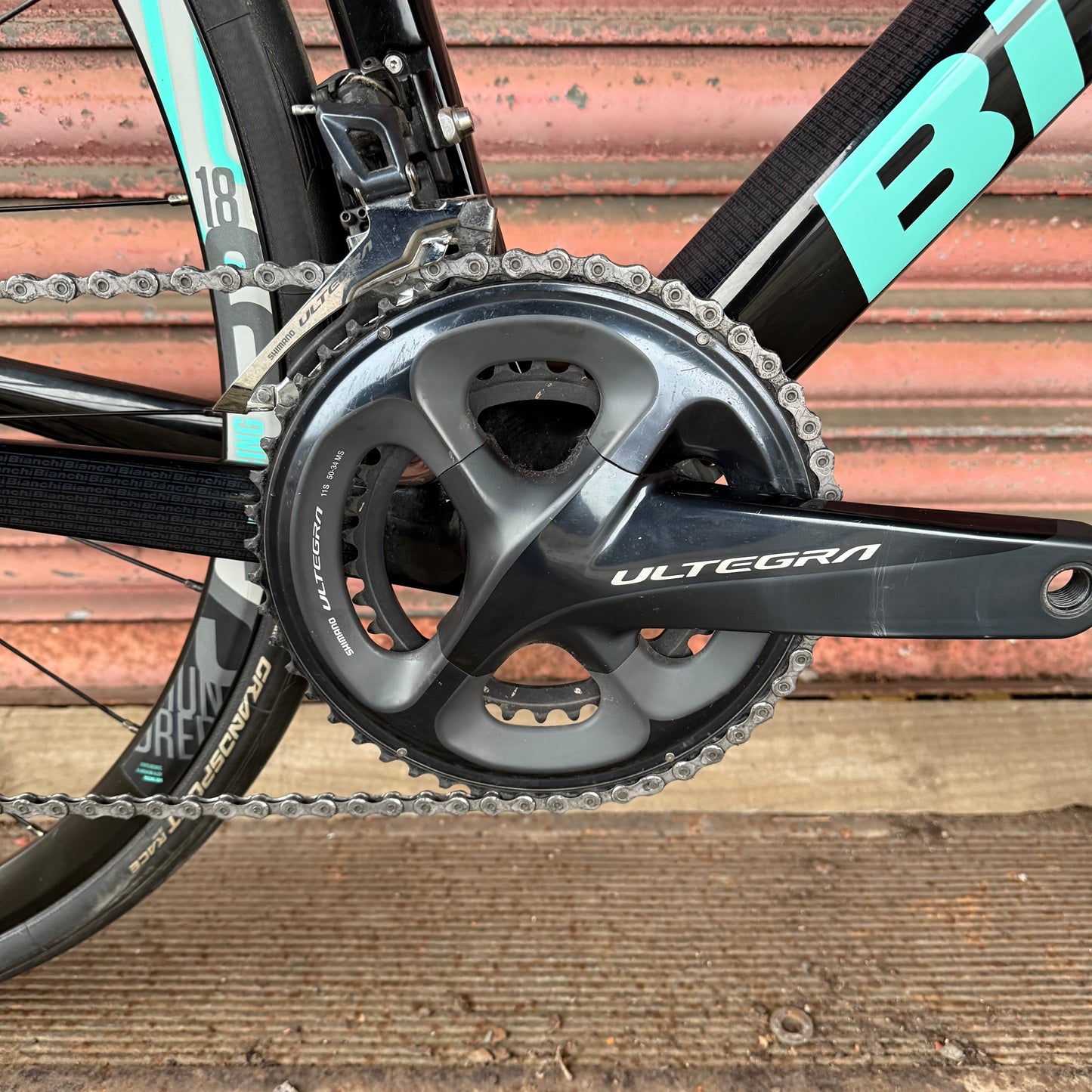 Bianchi Sprint Ultegra Carbon Disc Road Bike - 55cm