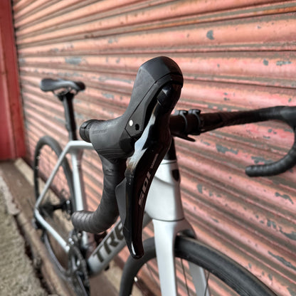 Trek Emonda SL5 Shimano 105 Carbon Disc Road Bike - 54cm