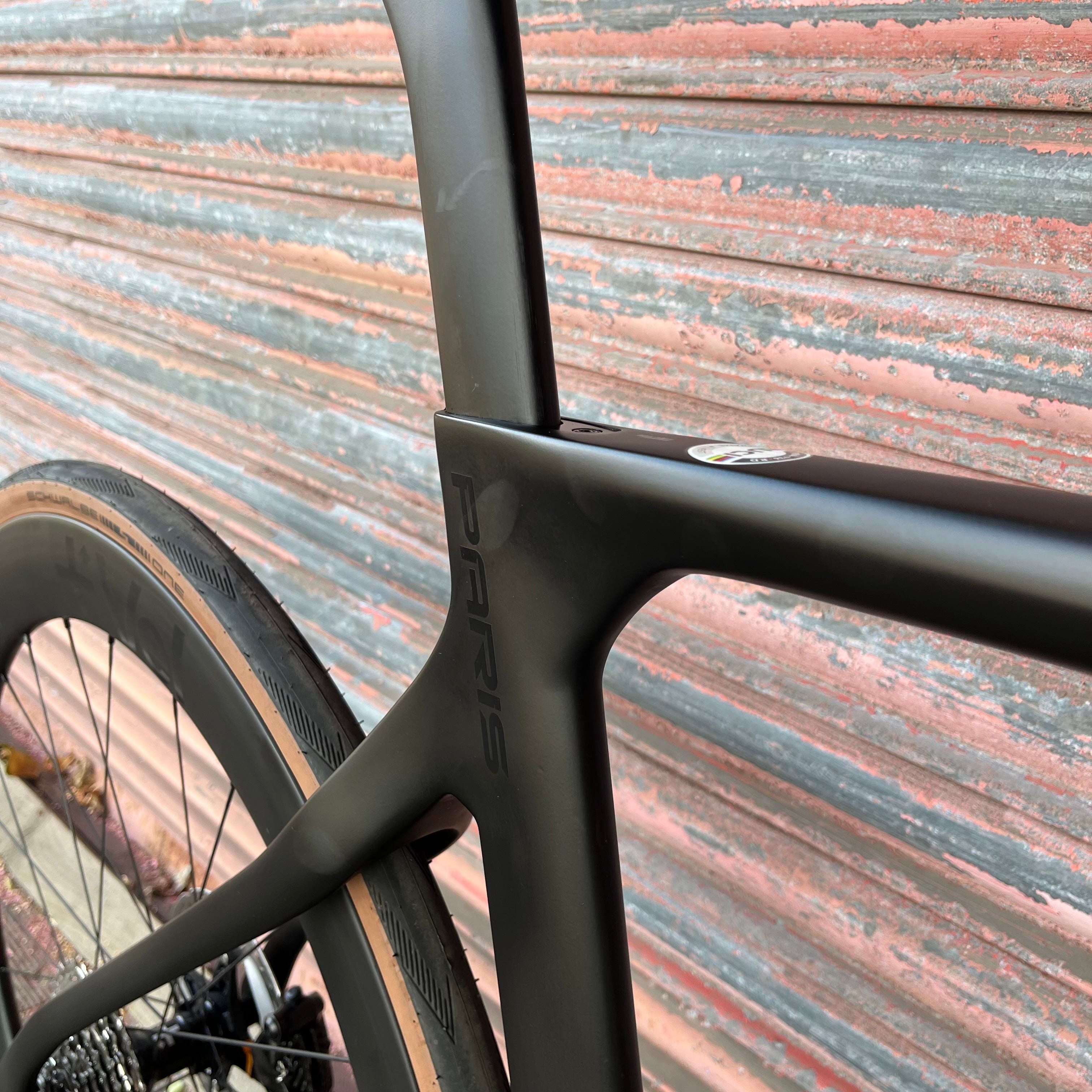 Pinarello Paris 105 12 speed Disc Carbon Road Bike - 54.5cm