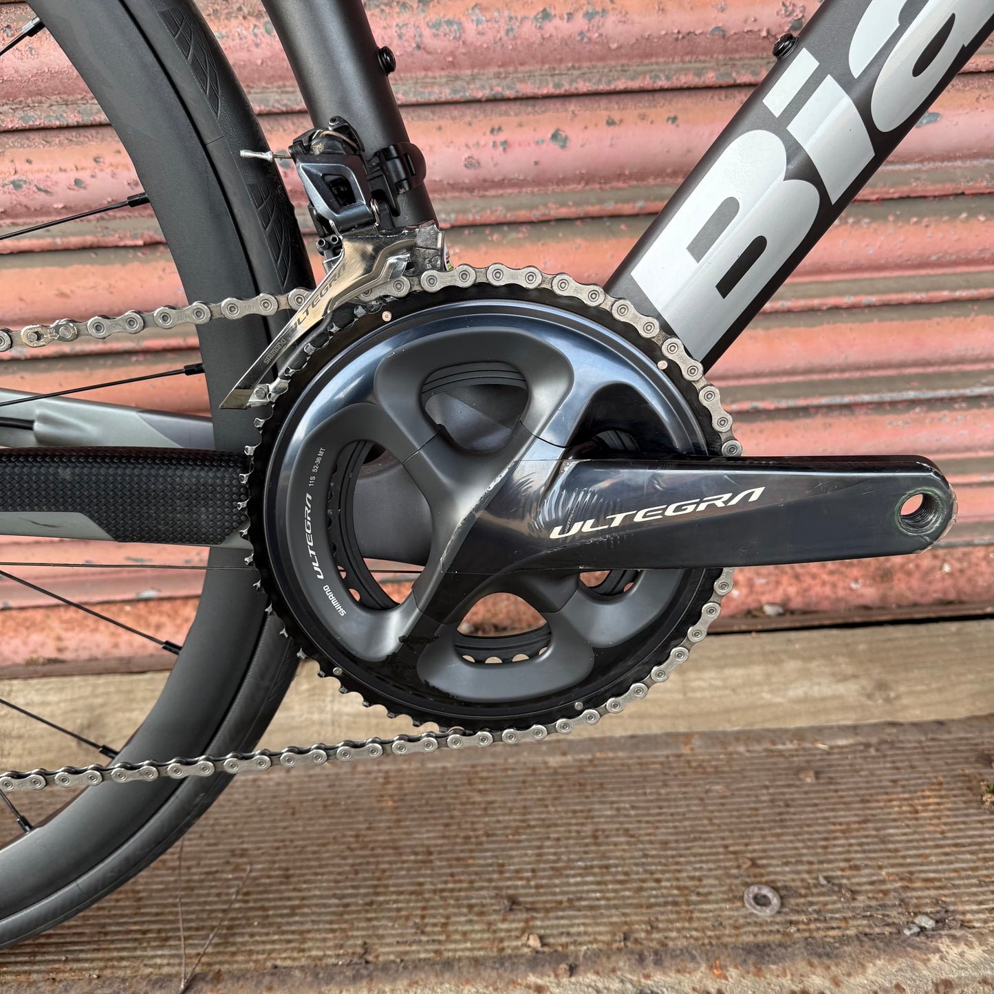 Bianchi Oltre XR3 CV Ultegra Carbon Aero Disc Road Bike - 50cm