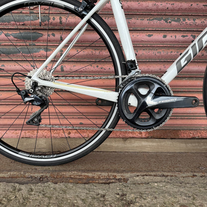 Giant TCR Advanced 1 KOM Ultegra Carbon Road Bike - M 54cm