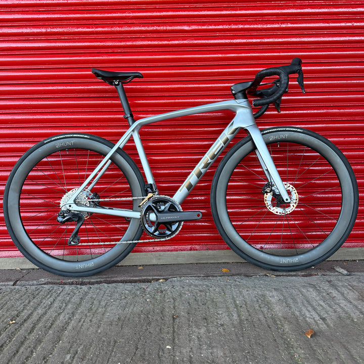 Trek Emonda SL Ultegra Di2 12sp Carbon Disc Road Bike - 54cm
