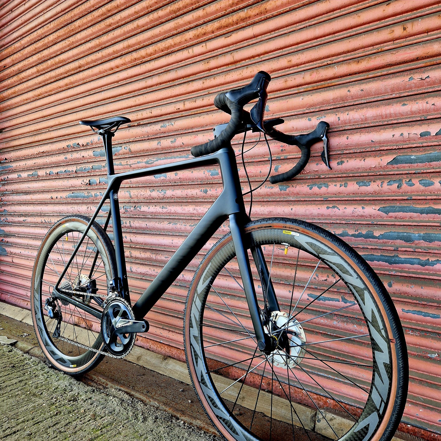 Canyon Ultimate CF SLX Ultegra Di2 Carbon Disc Road Bike - 2XL 61cm