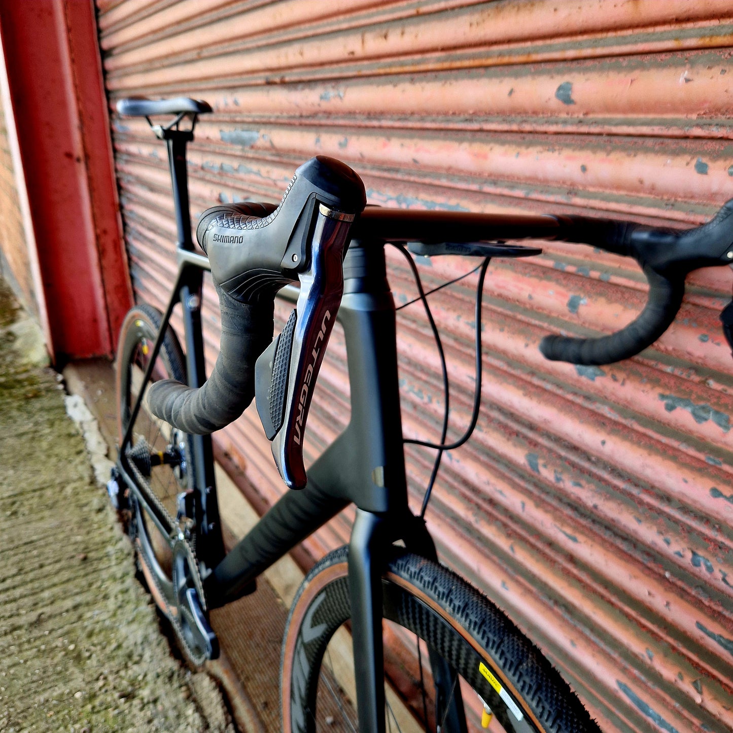 Canyon Ultimate CF SLX Ultegra Di2 Carbon Disc Road Bike - 2XL 61cm