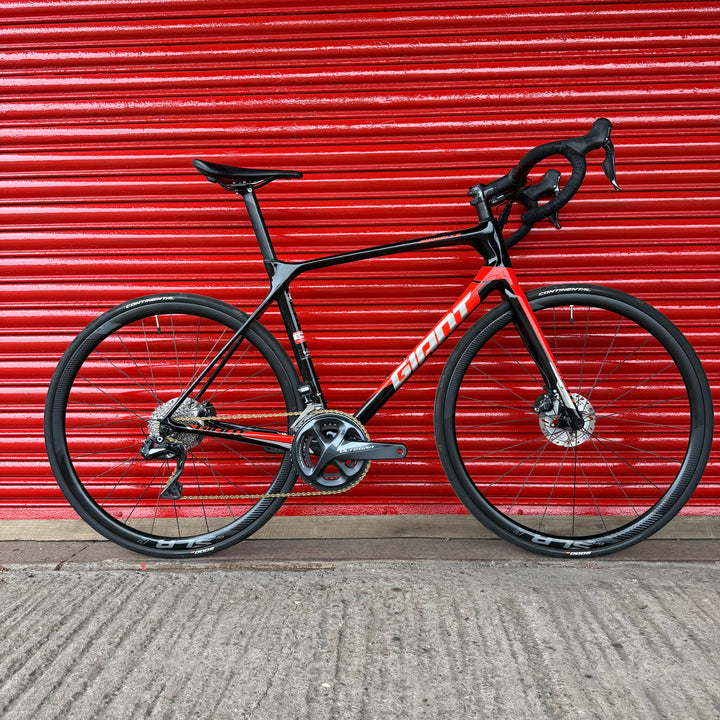 Giant TCR Advanced Pro Ultegra Di2 Carbon Disc Road Bike - ML 56cm