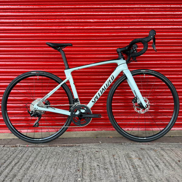 Specialized Roubaix Sport Shimano 105 Carbon Disc Road Bike - 52cm