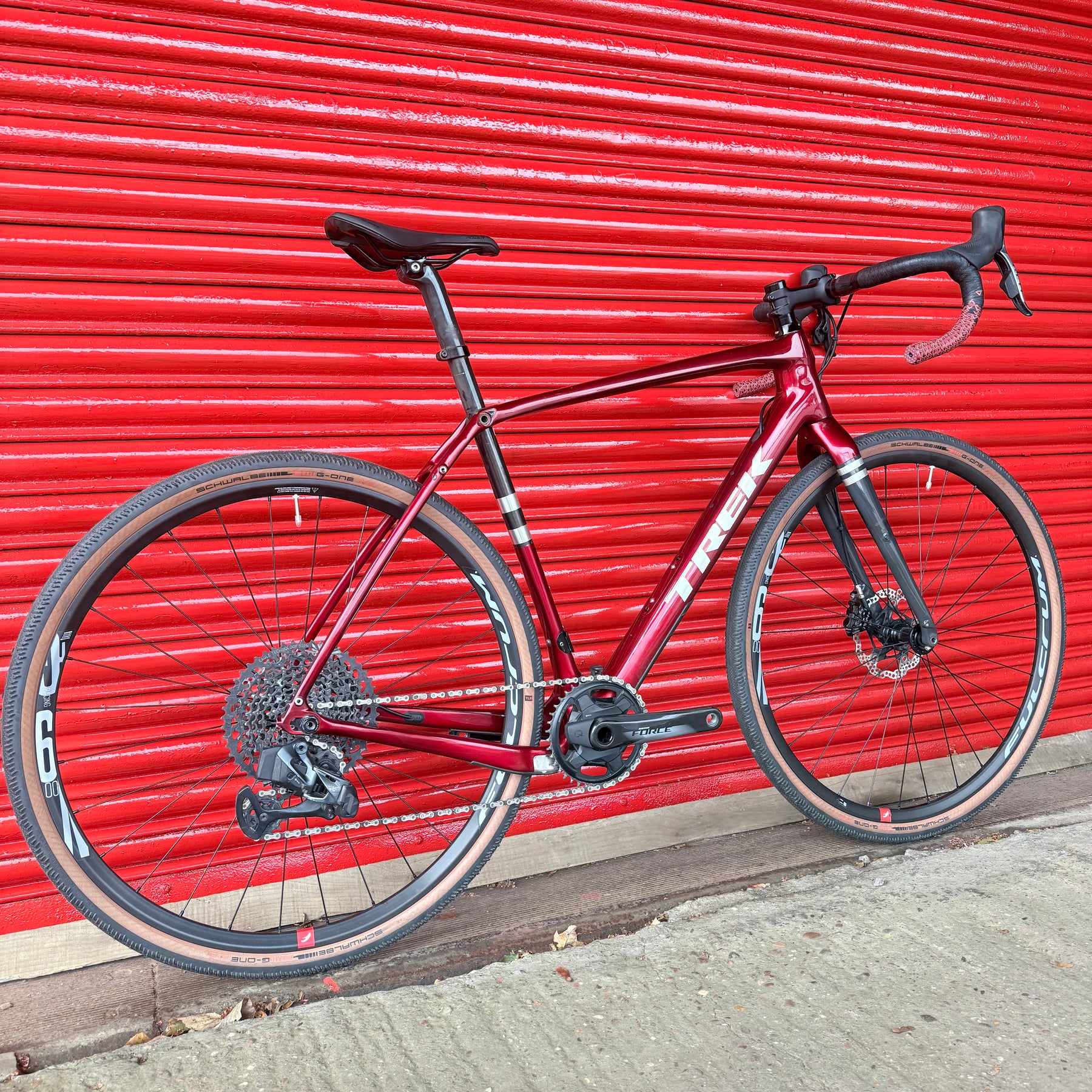 Trek Checkpoint SL7 SRAM Force AXS Carbon Disc Gravel Bike - 56cm