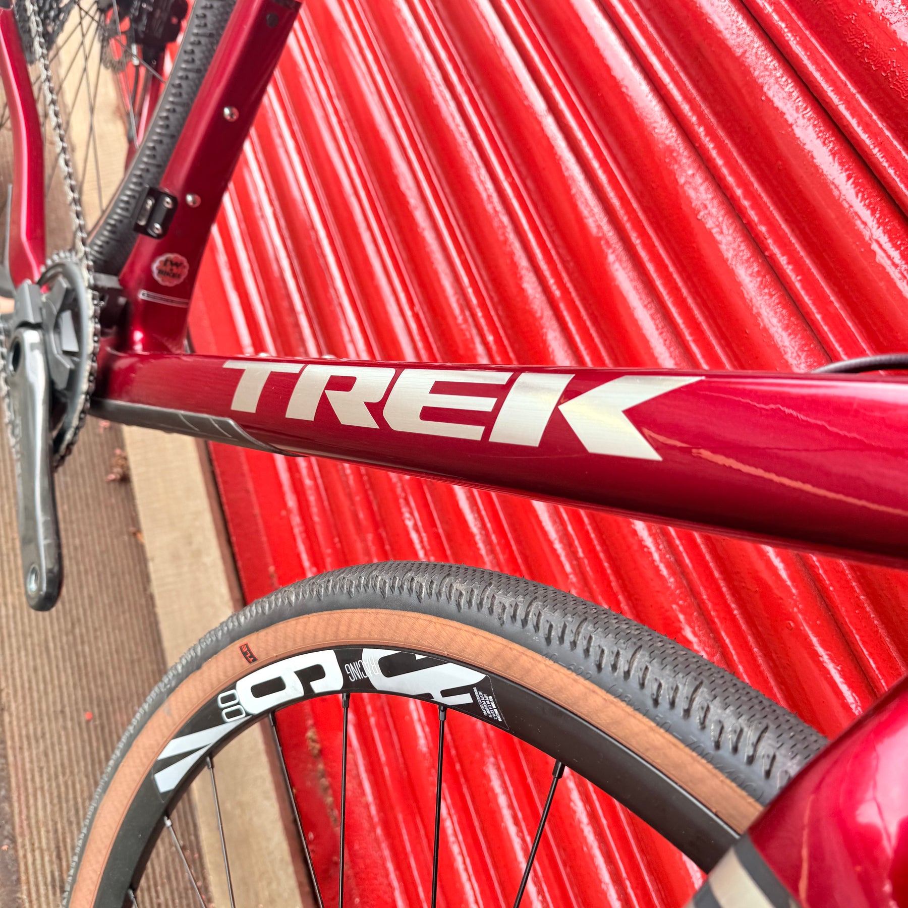 Trek Checkpoint SL7 SRAM Force AXS Carbon Disc Gravel Bike - 56cm