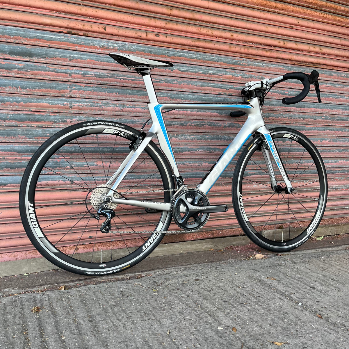 Giant Propel Advanced 2 Ultegra Carbon Aero Road Bike - M 54cm