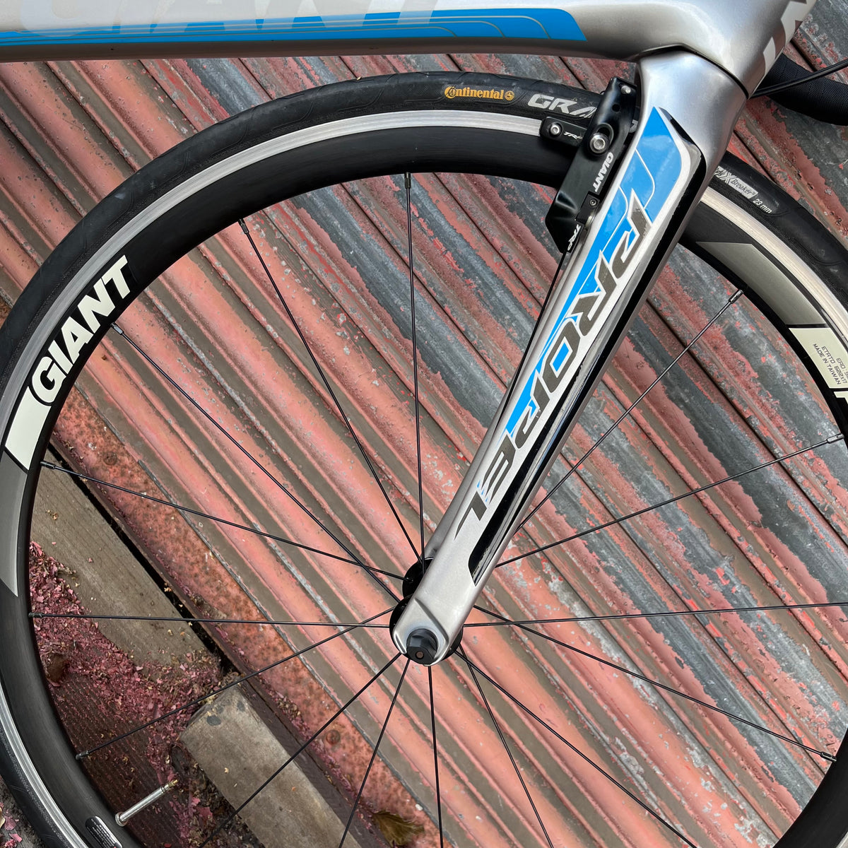 Giant Propel Advanced 2 Ultegra Carbon Aero Road Bike - M 54cm