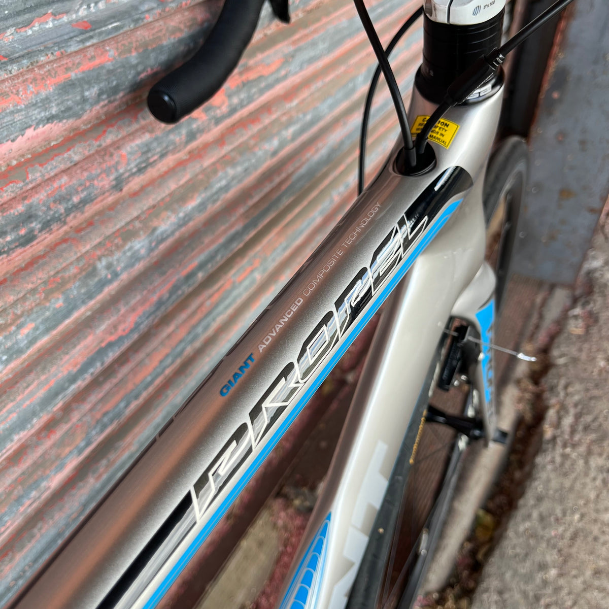 Giant Propel Advanced 2 Ultegra Carbon Aero Road Bike - M 54cm