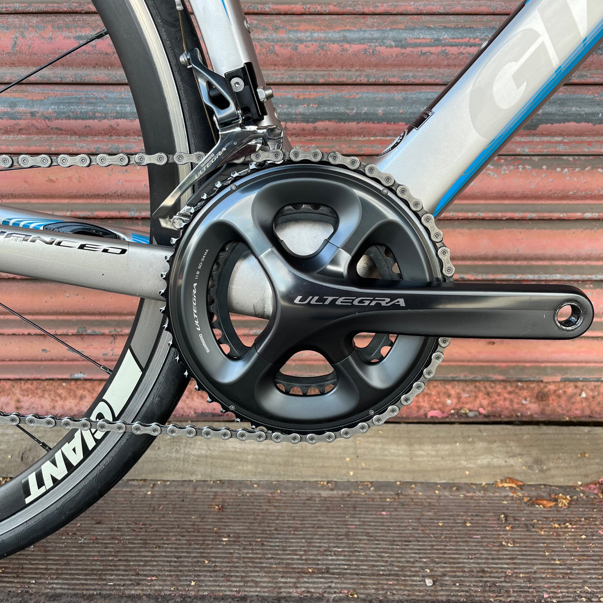 Giant Propel Advanced 2 Ultegra Carbon Aero Road Bike - M 54cm