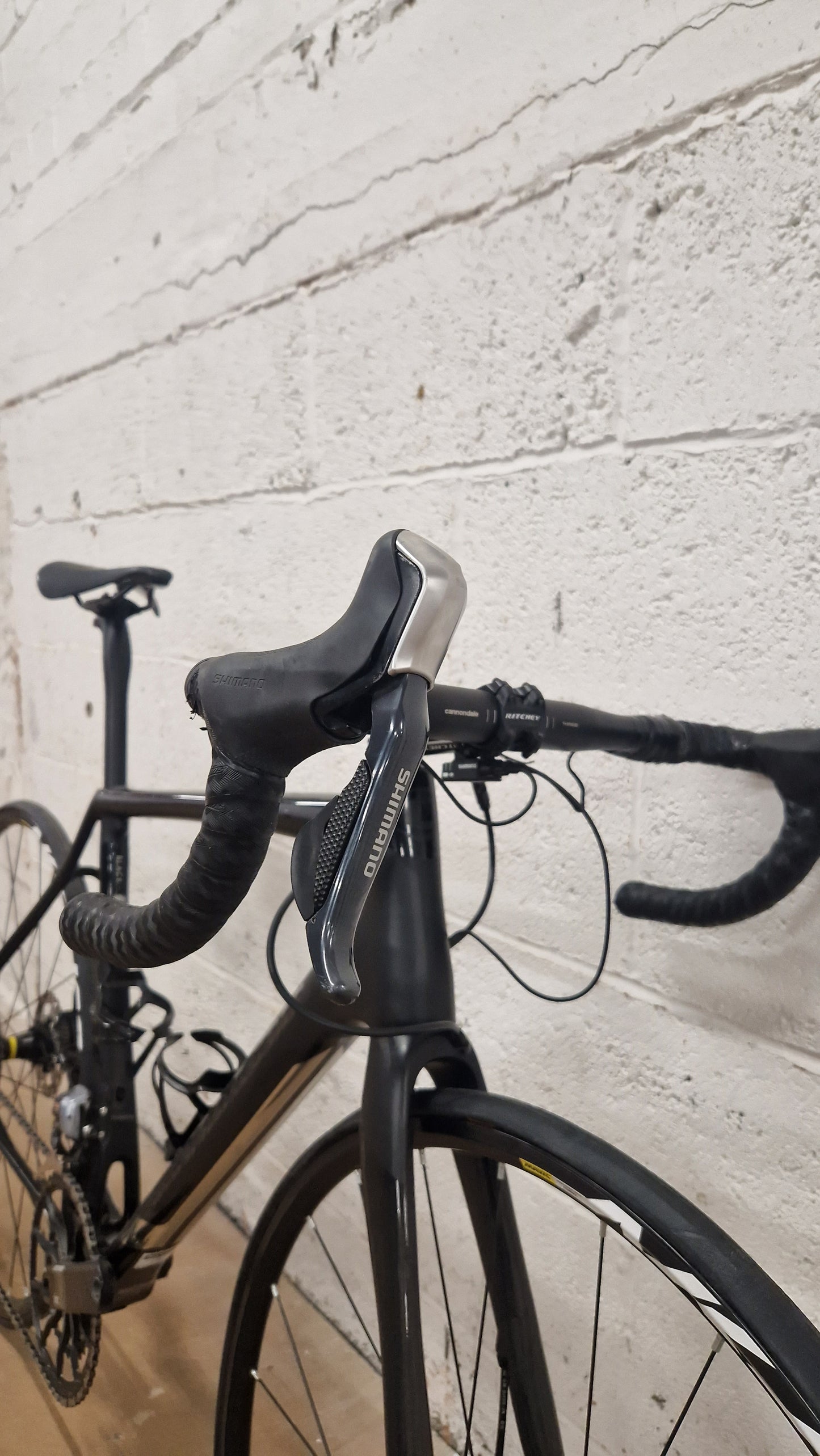 Cannondale Synapse Black Inc Hi-Mod Dura Ace Di2 Carbon Disc Endurance Road Bike