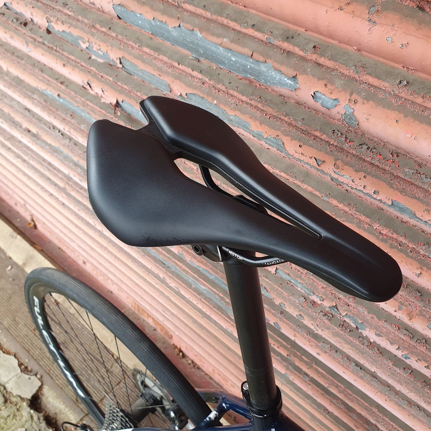 Standert Kreissage RS Ultegra/105 Disc Aluminium Road Bike 56cm