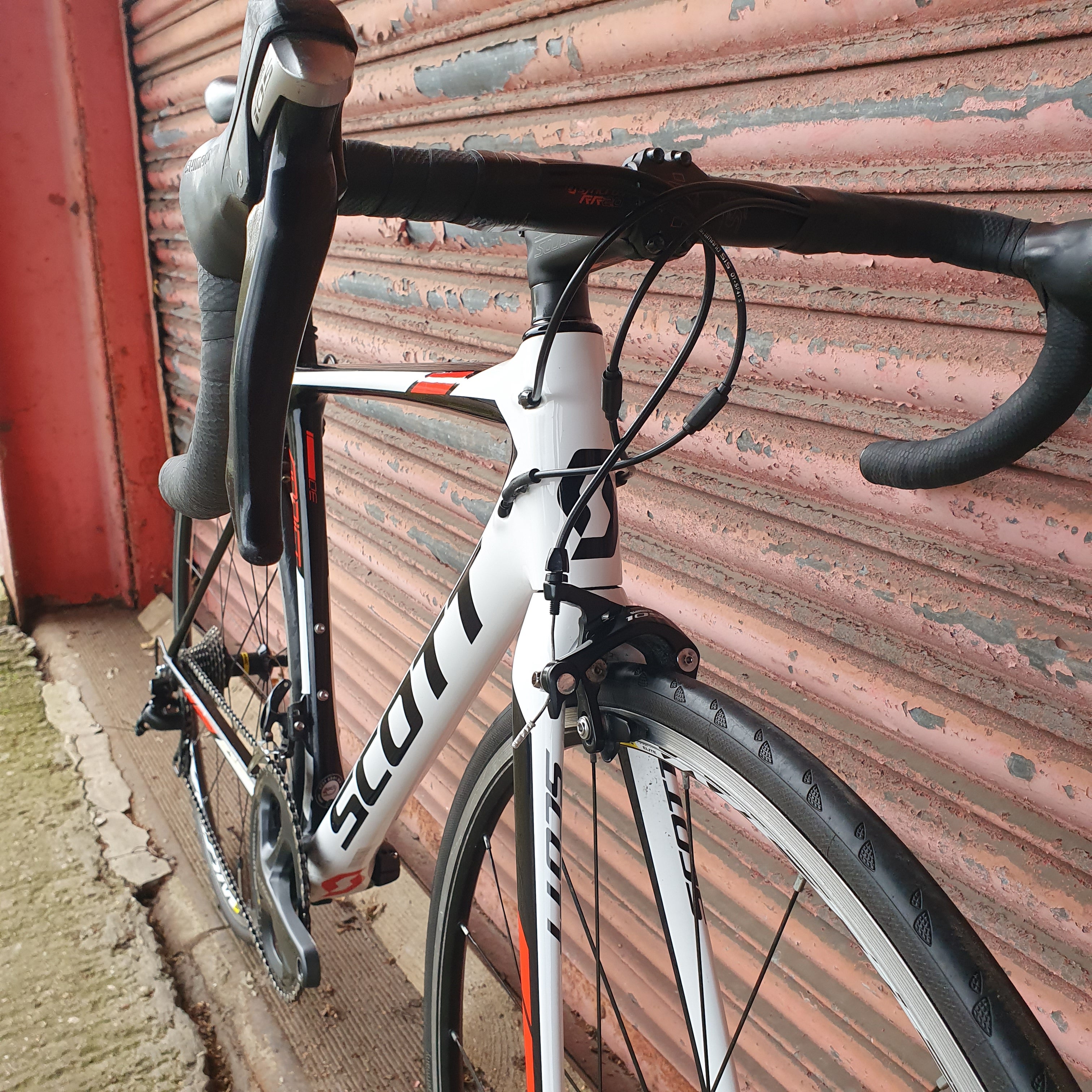 Scott Addict 20 Ultegra 105 11 speed Carbon Road Bike 54cm M cheap
