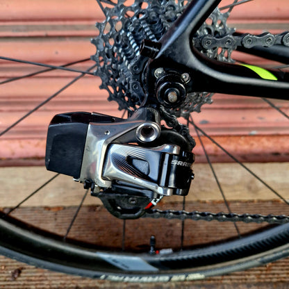 Giant TCR Advanced Pro SRAM RED eTap Carbon Road Bike with SLR1 wheels - M/L