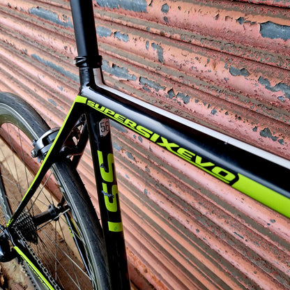 Cannondale SuperSix Evo Hi-Mod Ultegra Carbon Road Bike - 56cm - Light - bargain