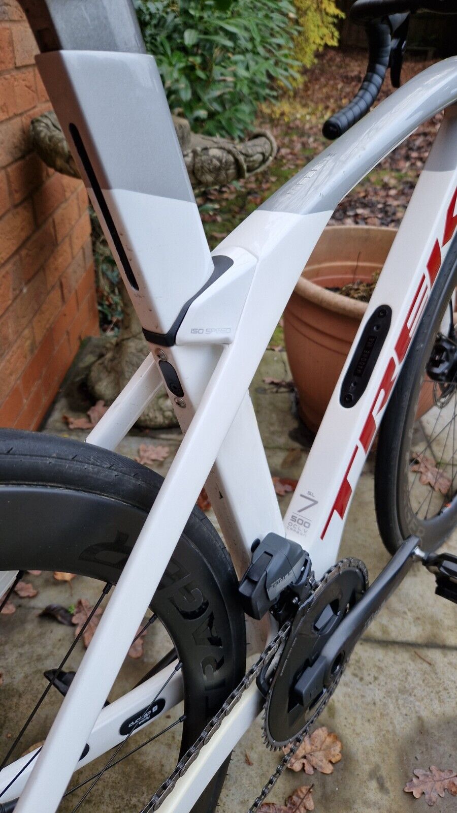 Trek Madone SL7 SRAM Force eTap AXS Aero Carbon Disc Road Bike 50cm - stunning